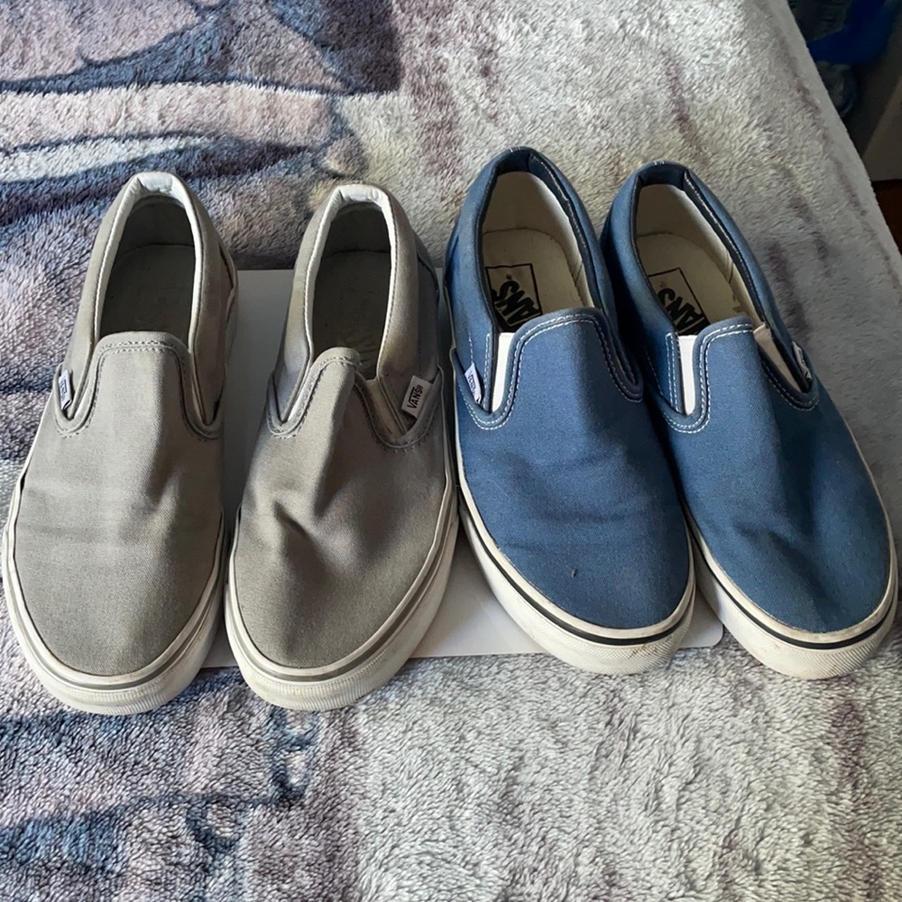 2 pairs vans shoes women’s